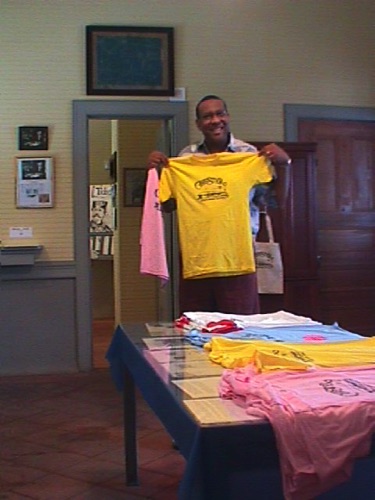 Noel checking out our new Chester Historical Society t-shirts. 2000-08-12 MVC-004U.JPG